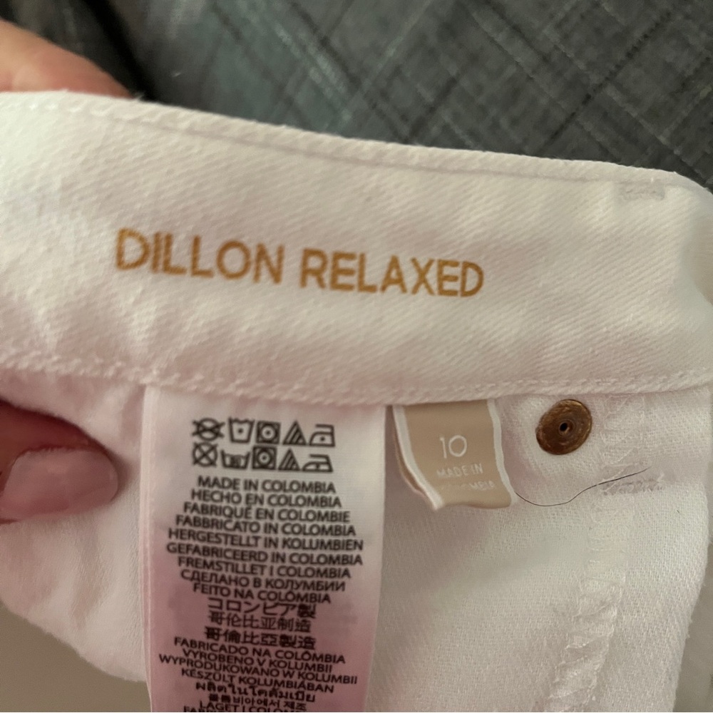 Michael Kors Dillon Relaxed White Jeans size 32 - Picture 8 of 8